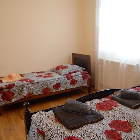 Alex'S Cosy Guesthouse Tiflis Exterior foto