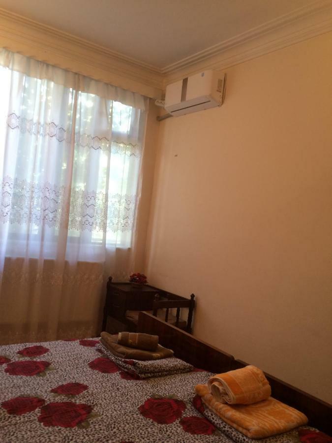 Alex'S Cosy Guesthouse Tiflis Exterior foto
