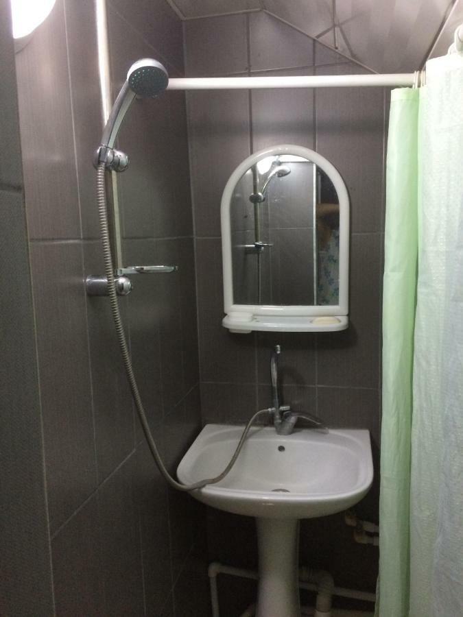 Alex'S Cosy Guesthouse Tiflis Exterior foto